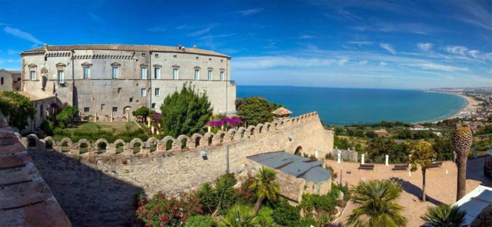Vasto Aparthotel Bagian luar foto