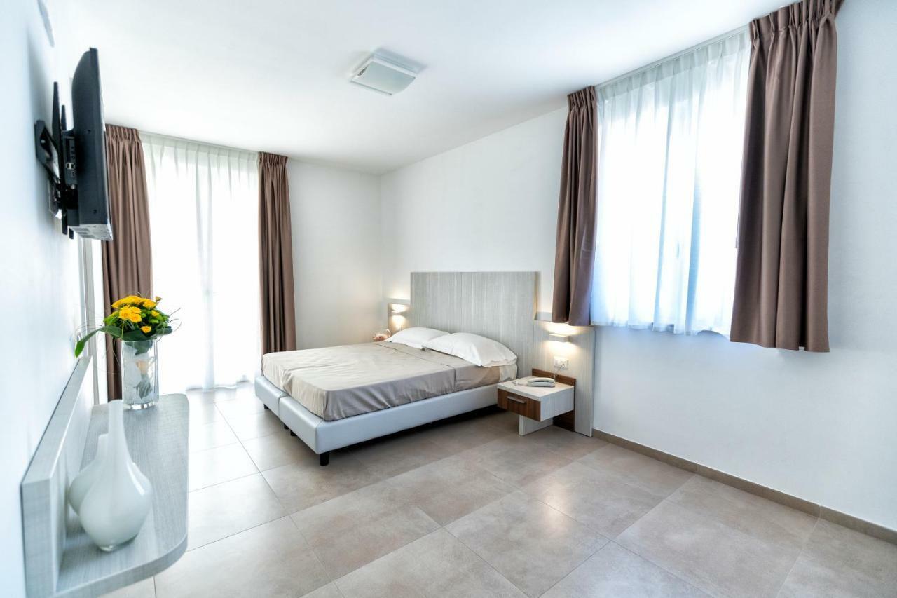 Vasto Aparthotel Bagian luar foto