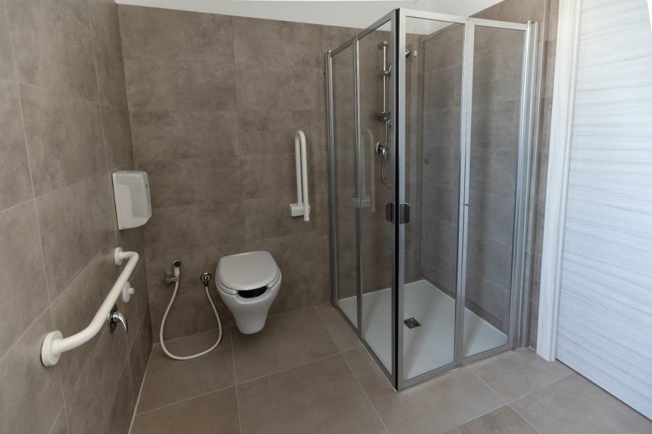 Vasto Aparthotel Bagian luar foto